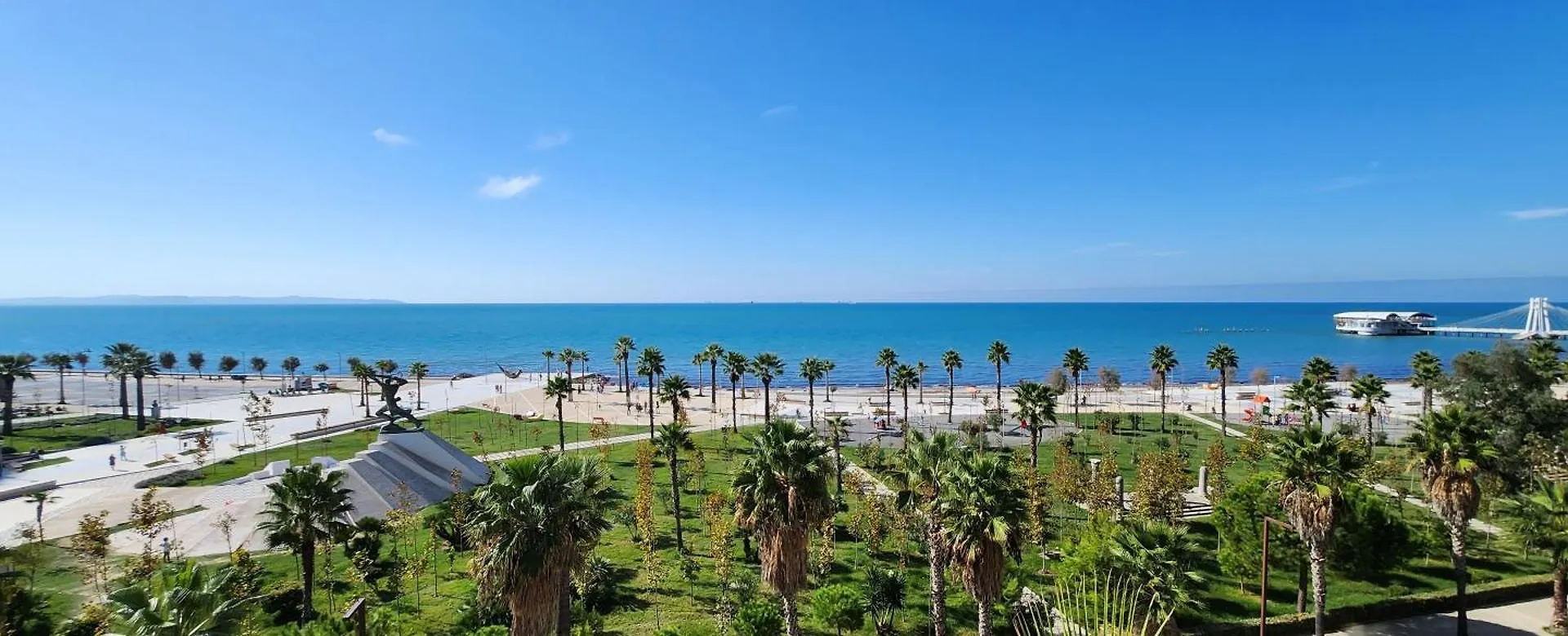 Green Apartment دراس
