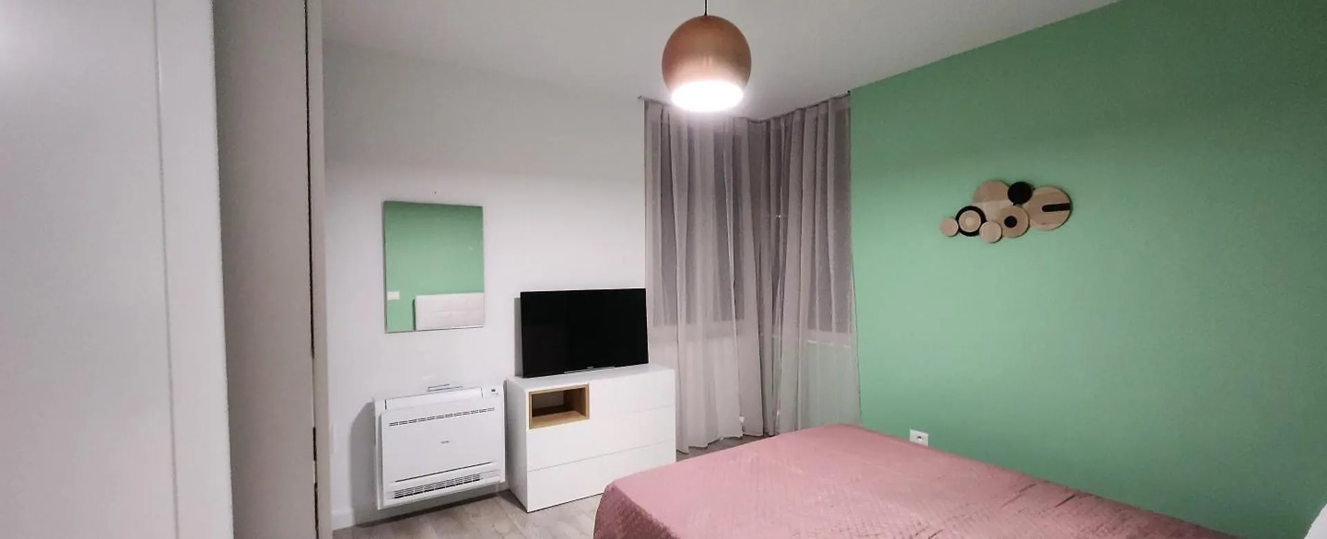 Green Apartment Durres 0*,  Albania